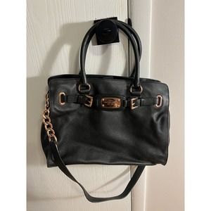 Micheal Kors Leather bag